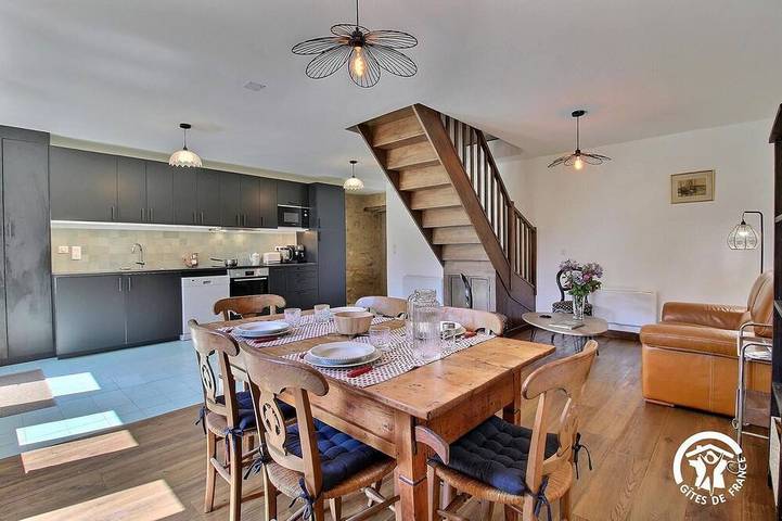 Gîte pour 4 personnes, avec jardin et terrasse à Arradon