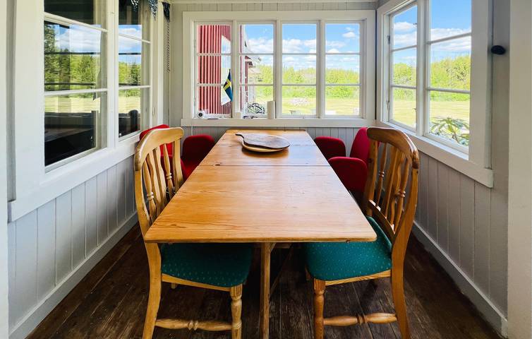 Ferienhaus für 8 Personen mit Garten in Dalsland