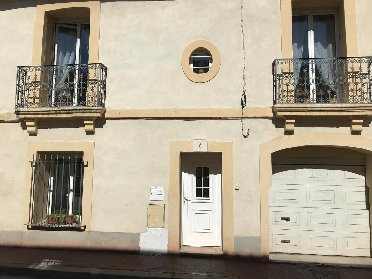 Simone's Houses in Montpellier, Côte méditerranéenne (France)