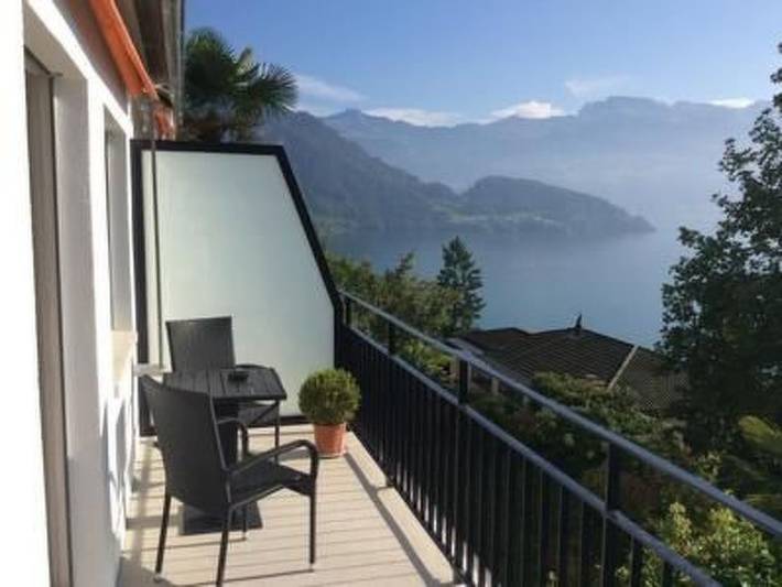Ferienwohnung für 2 Personen, mit Seeblick und Balkon sowie Garten - 1