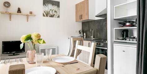 Gîte pour 2 personnes, avec balcon à Vals-les-Bains
