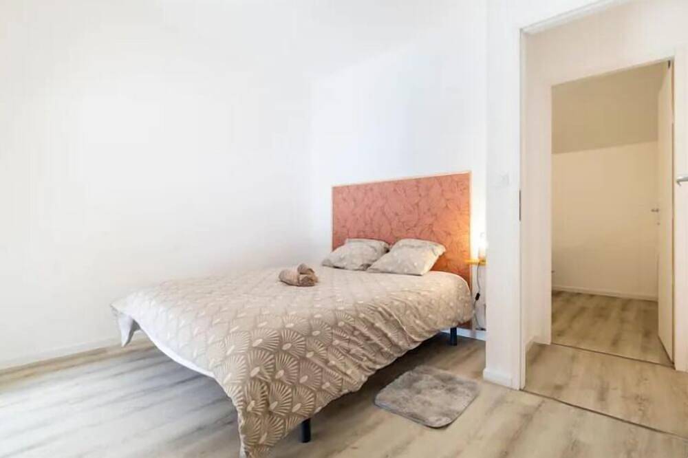 Entire apartment, Charmant T4 in Briord, Belley