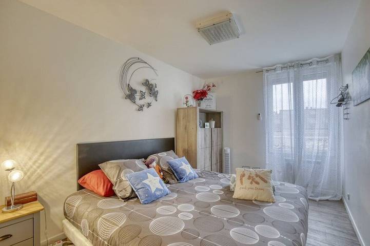 Apartamento entero, Apartamento-Baño privado-Apartamento in Louvres, Valle del Oise