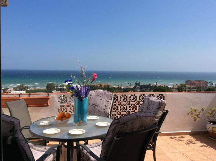 Vakantiepark voor 6 personen, with Balkon and Terras as well as Uitzicht in Marbella