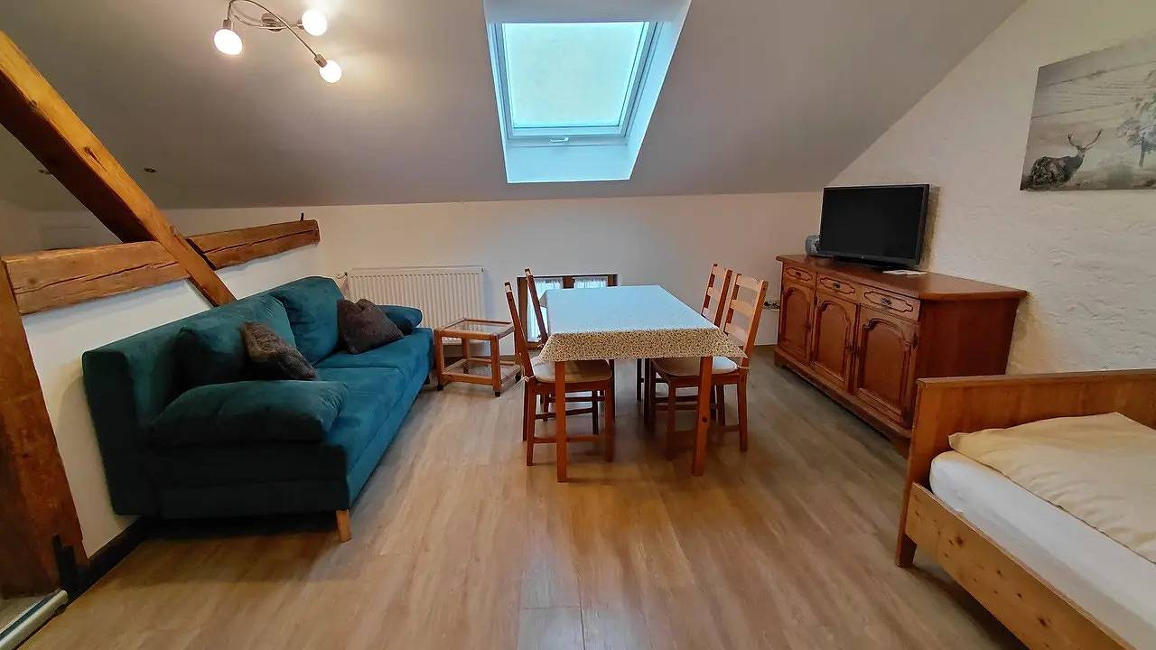 Ganze Ferienwohnung, Ferienwohnung für 3 Personen (33 m²) in Neuötting in Neuötting, Landkreis Altötting