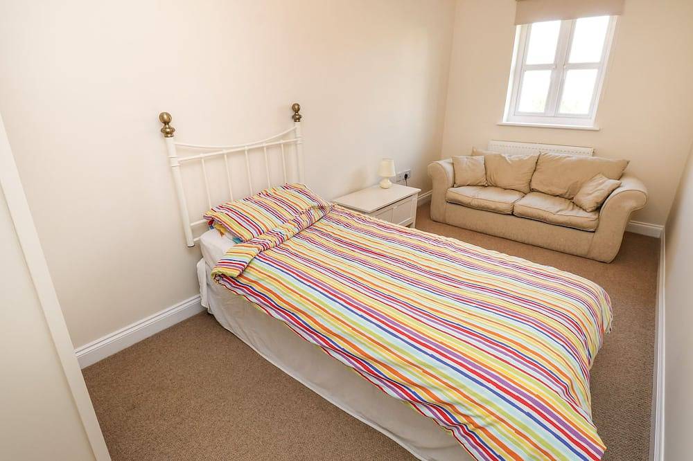 Hurst View, Yarmouth in Norton Green, Isle of Wight