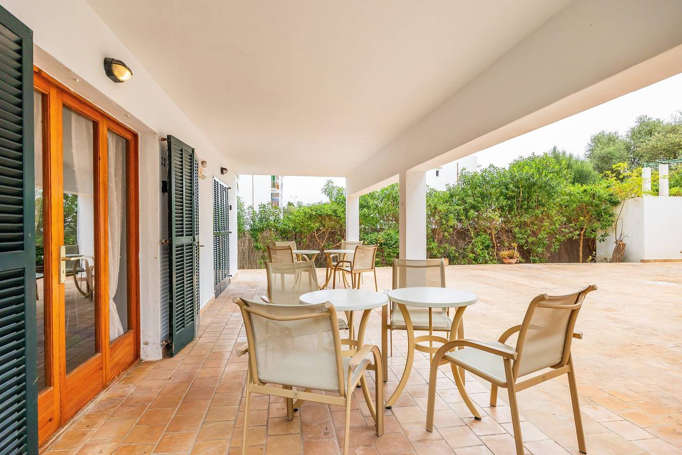 Entire apartment, Holiday Apartment "Felipe 2-2" with Terrace & Shared Pool (Tourist Taxes Included) in Cala d'Or, Santanyí