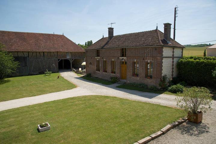 Le Bas du Buisson Fermé in Bucey-en-Othe, Aube