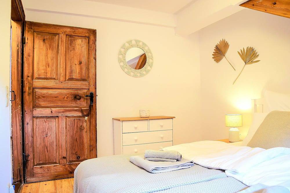 Ganze Wohnung, Romantic-Apartment mit Dachterrasse & Lounge, Waldblick, 80m² in Annweiler, Trifelsland