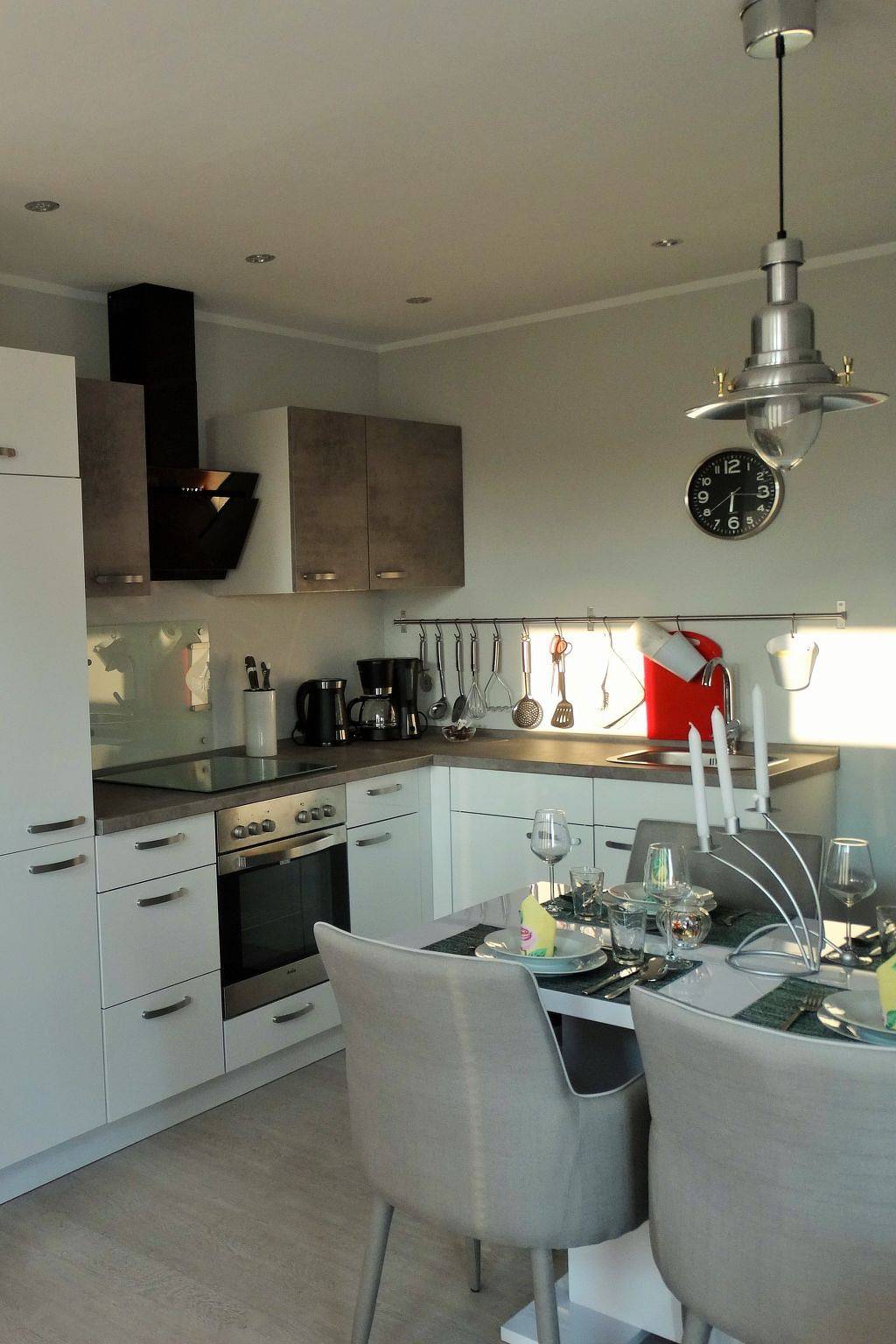 Schönes Ferienhaus in Wervershoof mit Garten, Grill und Terrasse in Ijsselmeer