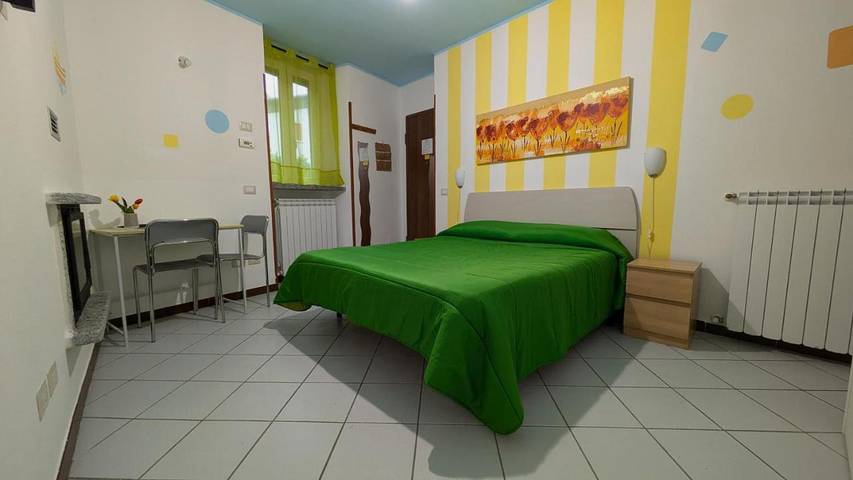 Gîte pour 2 personnes, avec terrasse dans Stresa - 2