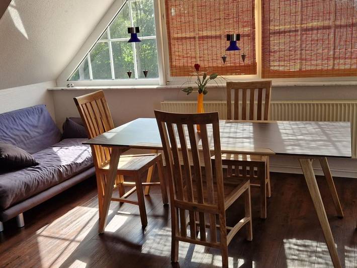 Ferienwohnung für 5 Personen, mit Balkon und Terrasse sowie Garten und Ausblick in Kollmar