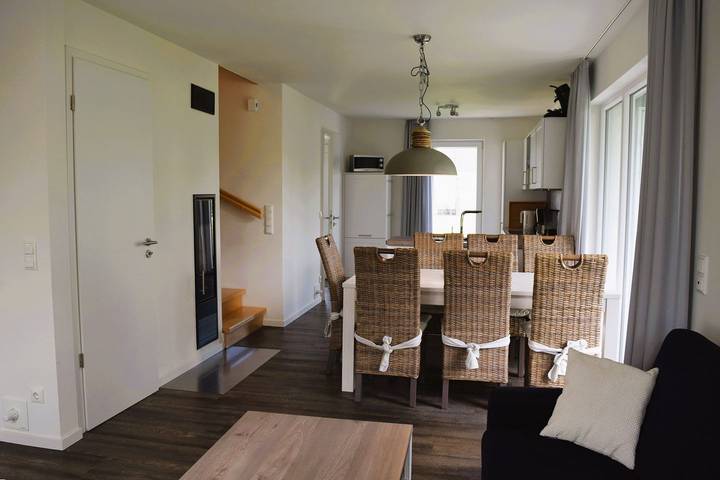 Ferienhaus für 6 Personen, mit Terrasse und Ausblick sowie Sauna, mit Haustier in Schillig