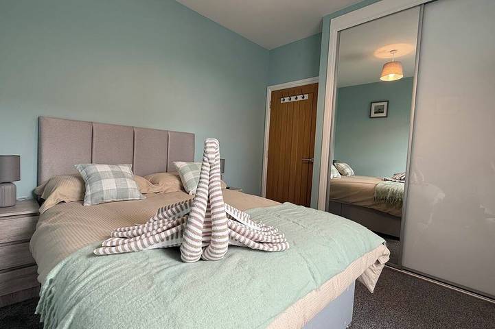 The Bakehouse caters for work teams upto 5 & holiday makers upto 10 in Wick, Highlands