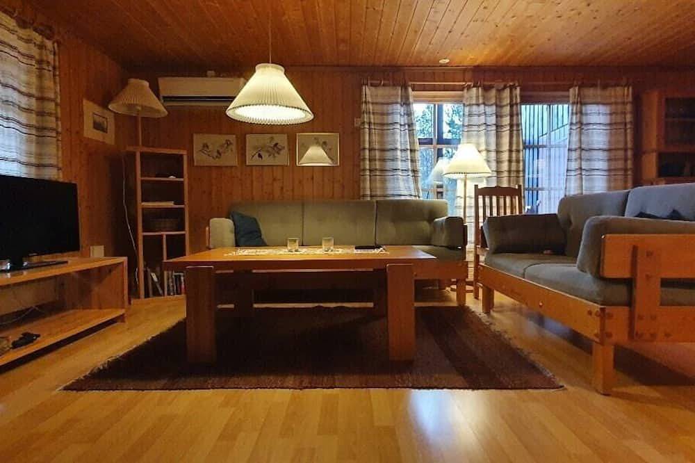 Sauna | Wi-Fi | Terrace | Wood stove | Cable Tv in Lofsdalen, Härjedalen