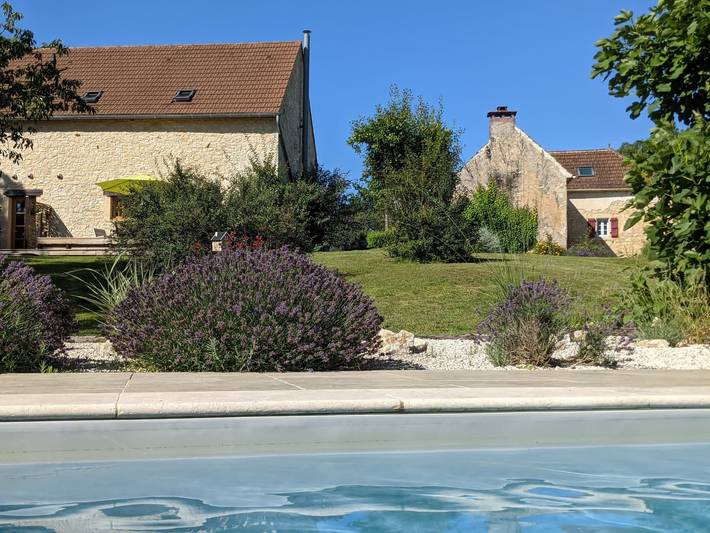 Gîte pour 4 personnes, avec piscine à Salviac