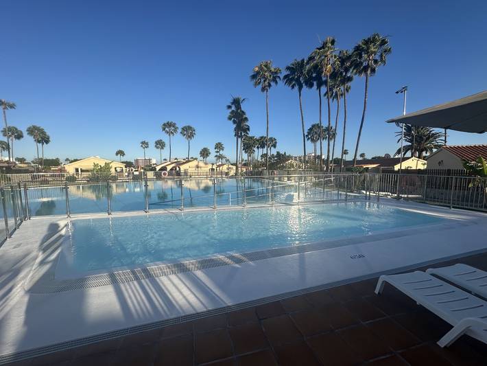 Bungalow für 4 Personen, mit Terrasse und Balkon/Terrasse in Playa del Inglés