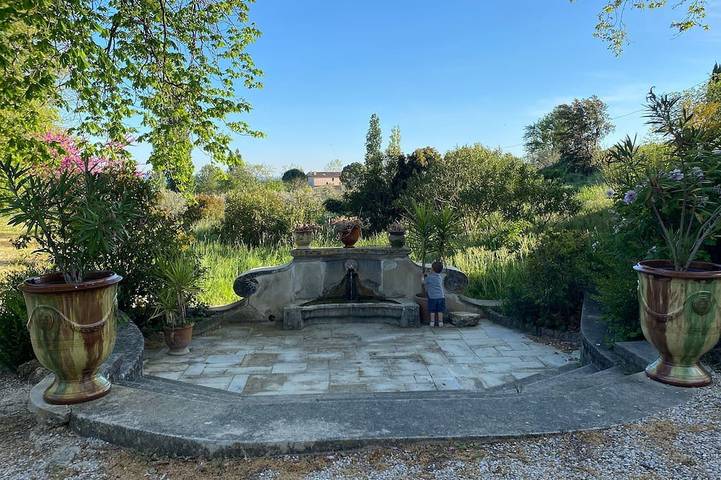 Location de vacances pour 10 personnes, avec Balcon et Jardin à Saint-Hippolyte-le-Graveyron
