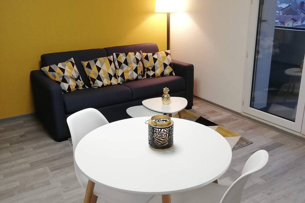 Apartamento entero, Cosy studio with balcony - Unobstructed view over the roofs of Dax in Dax, Region de Dax