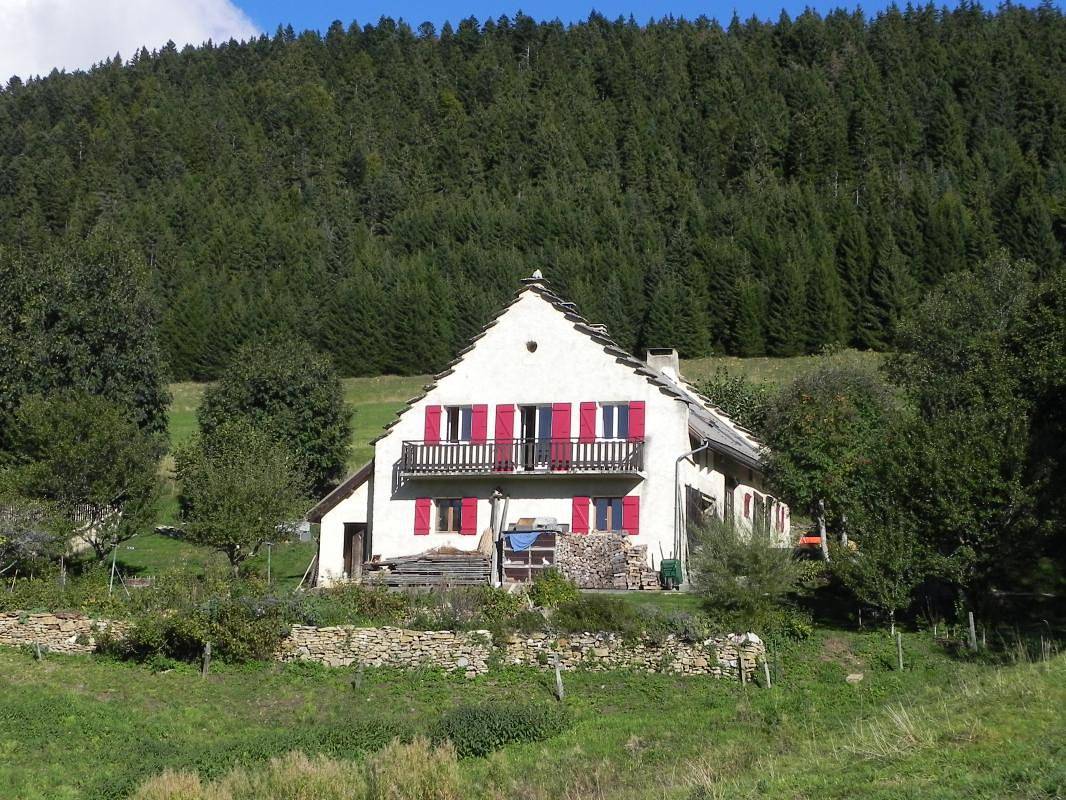 Gîte de montagne avec parking, jardin et WiFi près d'une rivière in Villard-de-Lans, Parc naturel régional du Vercors