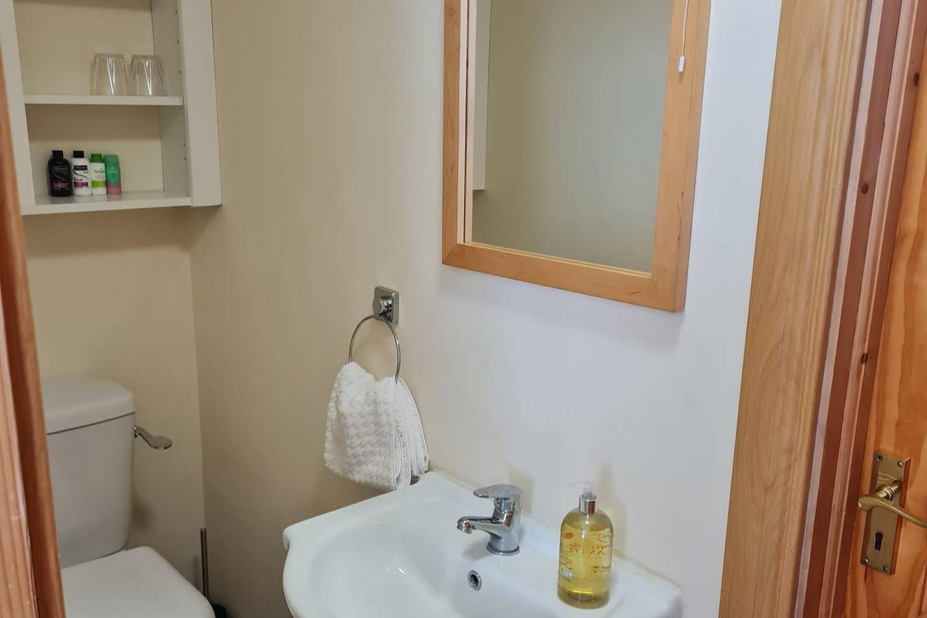 Ganze Ferienwohnung, Ferienwohnung für 2 Personen mit Terrasse in Spancelhill, Ennis