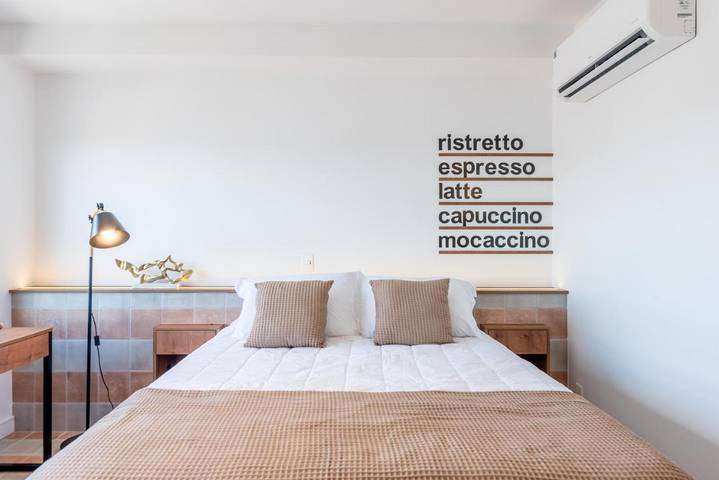 Casas e apartamentos de temporada para 2 pessoas, com piscina e terraço em Porto Alegre