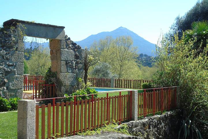 Quinta Da Chouza Agroturismo en Enotourismo 2 Kamers - Privéstrand - Gratis wifi in Veade, Gagos e Molares, Braga District