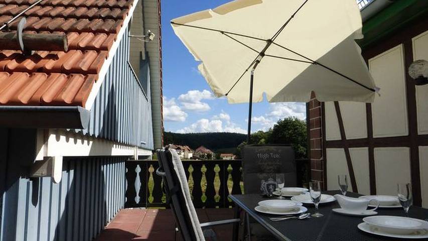 Ferienwohnung für 8 Personen, mit Balkon und Ausblick sowie Garten - 1
