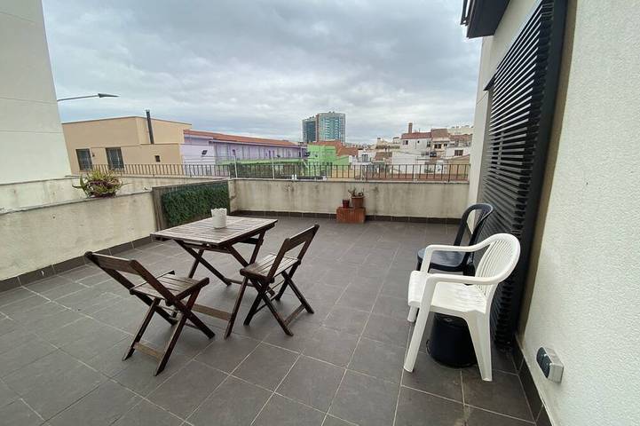 Apartamento entero, Loft con terraza in Tarrasa, Interior de Barcelona