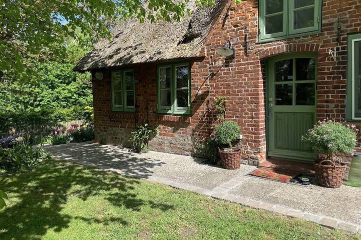 Ferienhaus für 6 Personen, mit Sauna und Terrasse sowie Whirlpool und Garten - 1