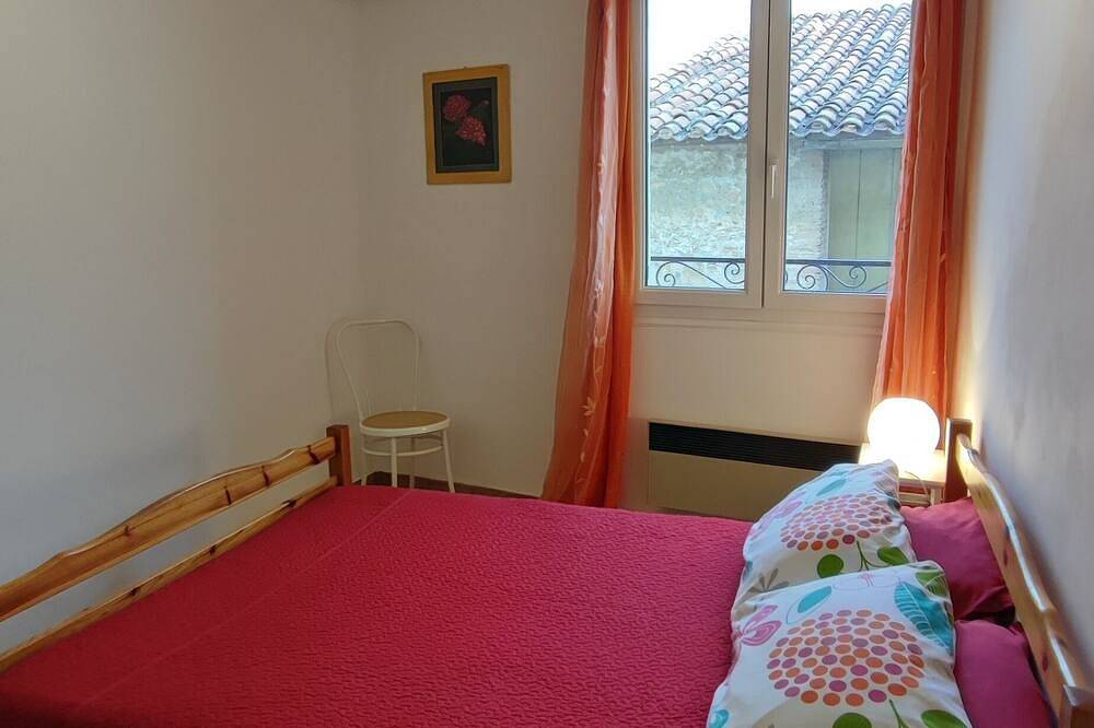 Maison de village située dans une impasse. in Estagel, Côte méditerranéenne (France)