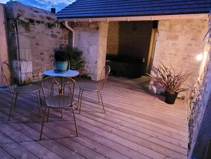 Location de vacances pour 4 personnes, avec terrasse ainsi que sauna et jacuzzi à Antran - 2