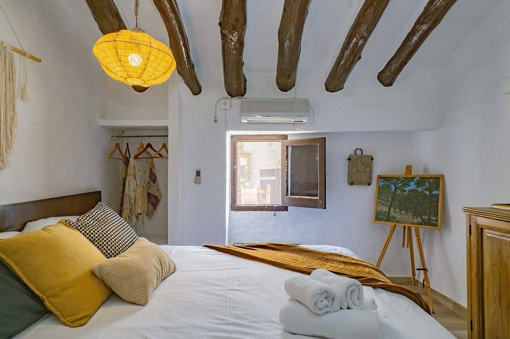 Cubo's Cortijo El Perezon / rural / piscina privada / aire acondicionado in Archidona, Provincia de Málaga