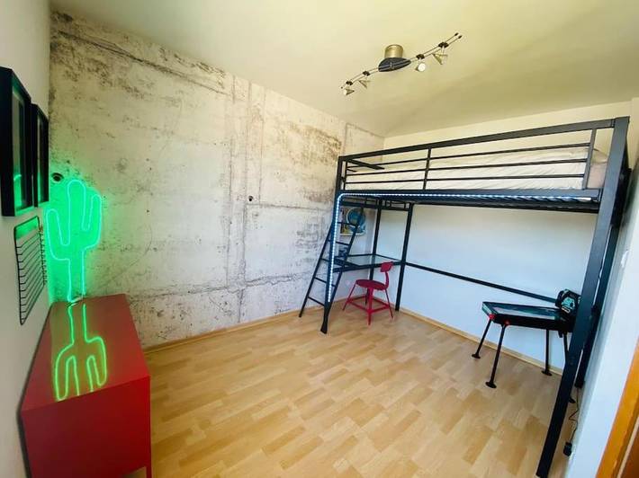 Location de vacances pour 8 personnes, avec piscine ainsi que vue et jardin à Saint-Amé - 4