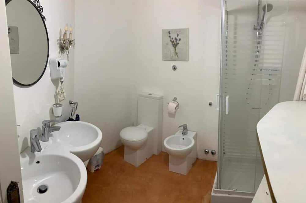 ¡Encantador Bnb en el corazón de Rávena en su maravilloso verde! in Rávena, Provincia de Ravenna