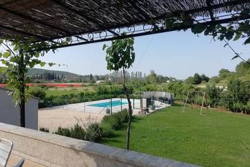 Location de vacances pour 18 personnes, animaux acceptés à Saint-Jean-de-Maruéjols-et-Avéjan