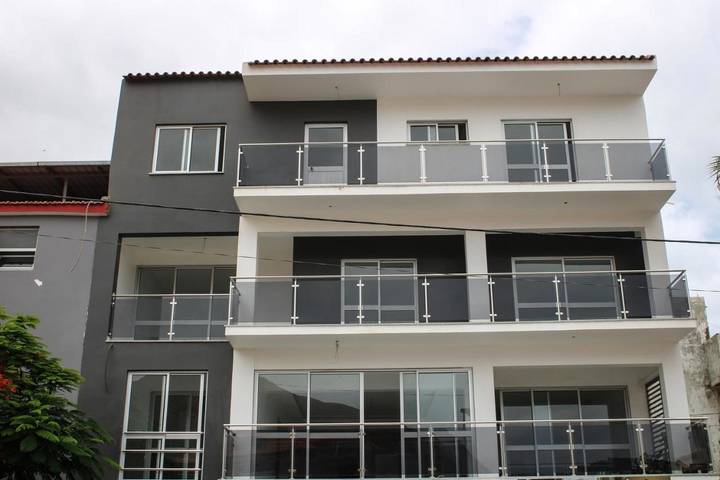 Gîte pour 2 personnes, avec vue et balcon dans Tarrafal