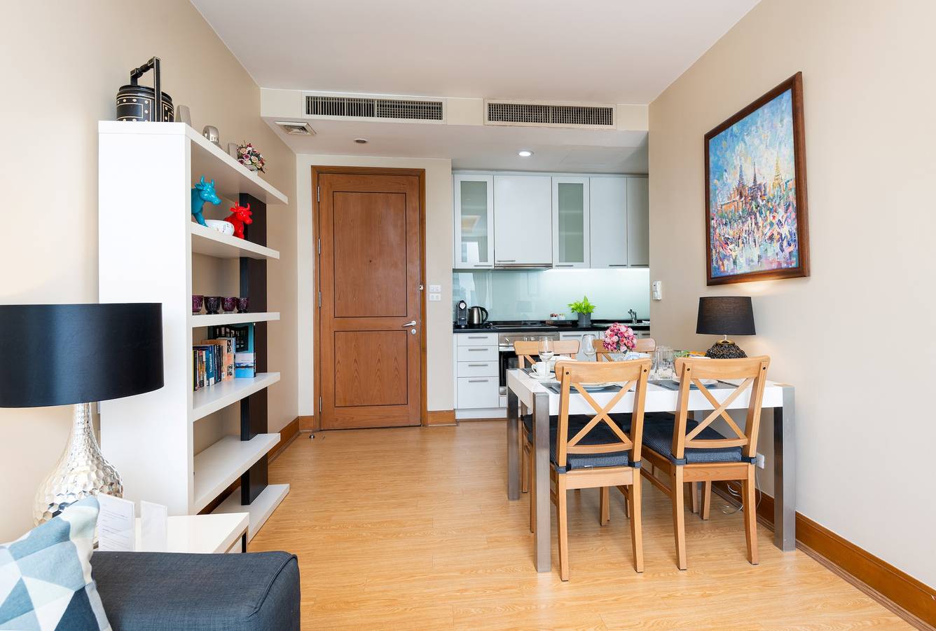 Apartamento entero, Skyvillas de 2 habitaciones con servicios y vistas in Bangkok, Tailandia