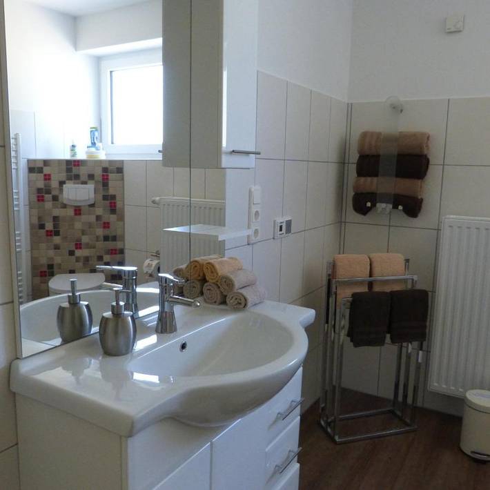 Ferienwohnung für 4 Personen, mit Balkon und Terrasse sowie Garten und Ausblick in Damnatz - 4