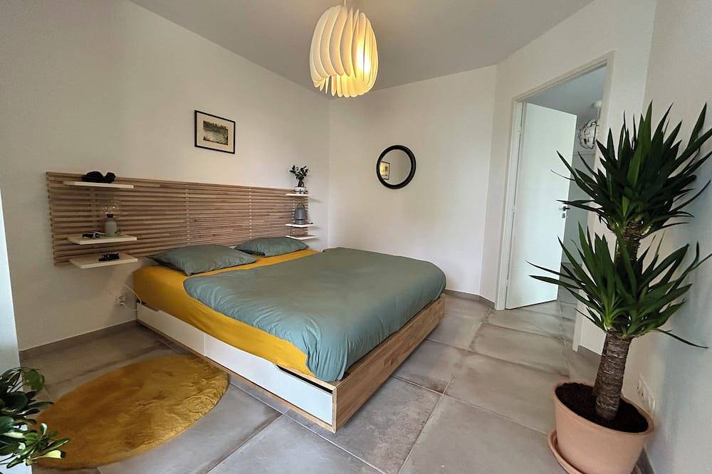 Entire apartment, L'Oasis Maritime  in Nice (France), Nice region