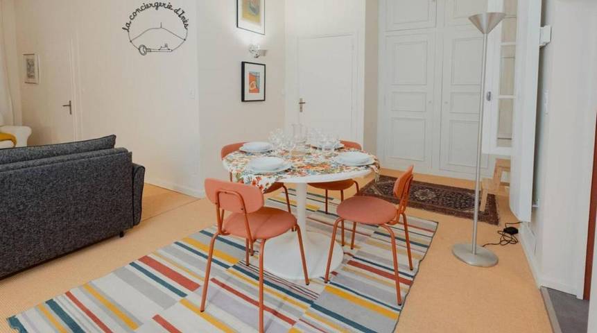 Gîte pour 8 personnes, avec Balcon et Terrasse dans Office De Tourisme Et Des Congres De Clermont Ferrand
