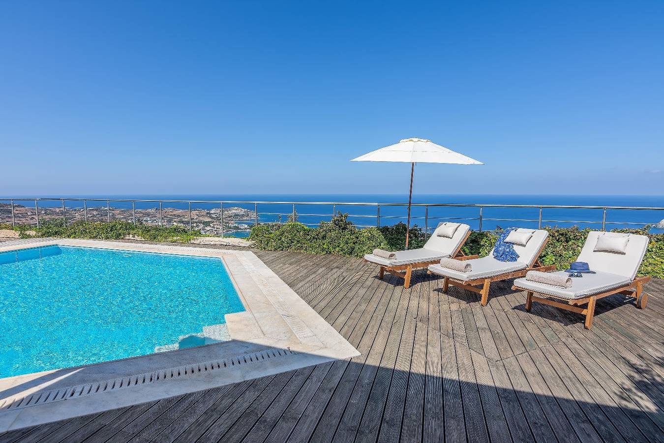 Villa für 11 Personen mit Terrasse in Agia Pelagia, Achlada