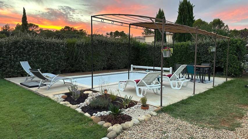 Maison de vacances pour 4 personnes, avec piscine et jardin