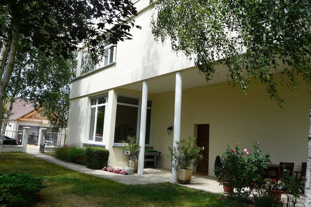 Villa pour 7 Personnes dans Bourron-Marlotte, Seine-et-Marne