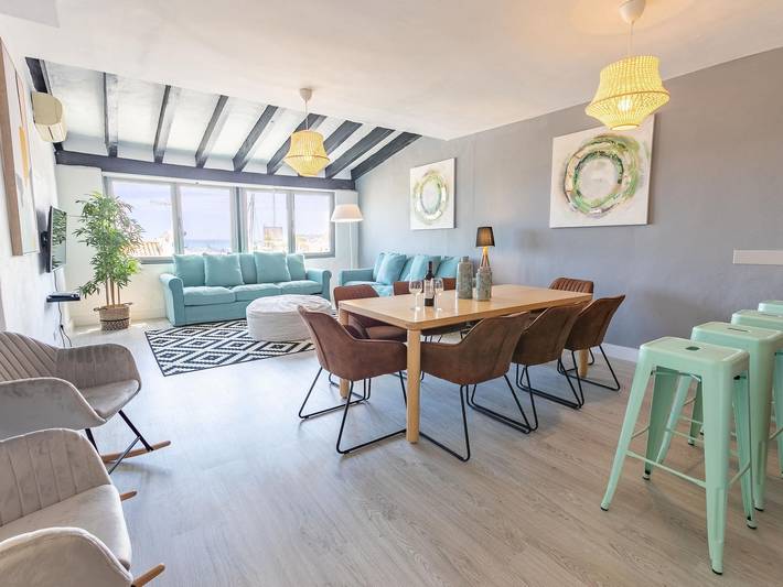 Holiday letting for 10 people, with balcony and ocean view in Puerto Banús