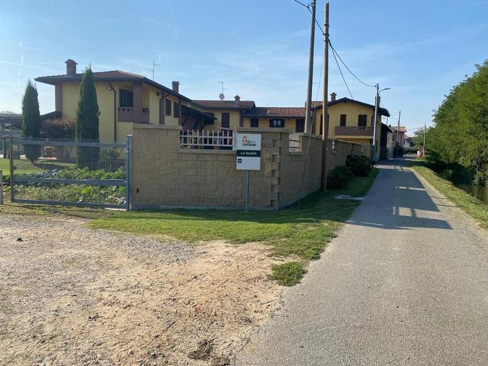 Agriturismo per 6 persone, con giardino e panorama nonché balcone in Provincia di Pavia