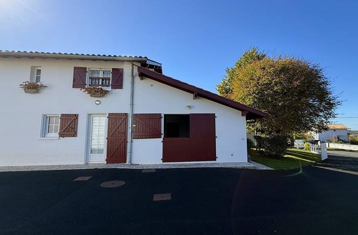 Gîte pour 5 personnes, avec Jardin