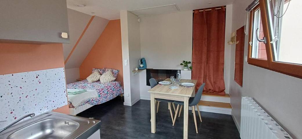 Gîte pour 2 personnes, avec vue dans Gosné