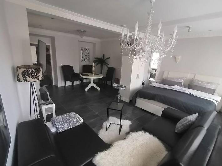 Ferienwohnung für 3 Personen, mit Terrasse in Kruft