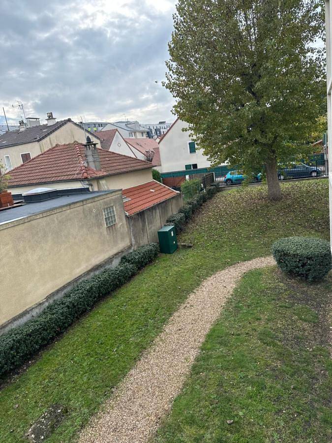 Gîte pour 4 personnes, avec jardin à Nanterre - 2